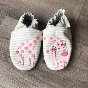 Robeez soft sole shoes 18-24 months